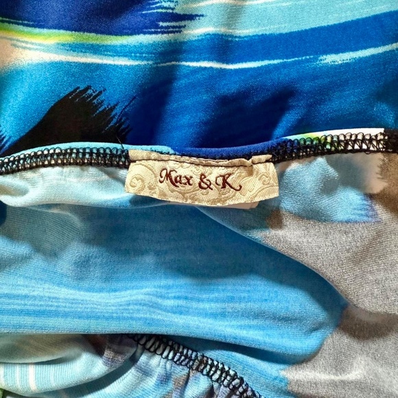 Vintage Y2K Blue & Green Abstract Halter Top - Picture 2 of 3